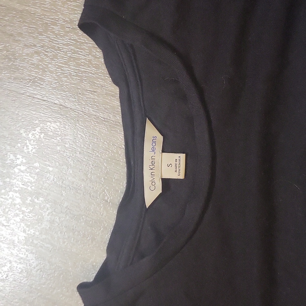 Calvin Klein Jeans Black Crop Top - Picture 5 of 5